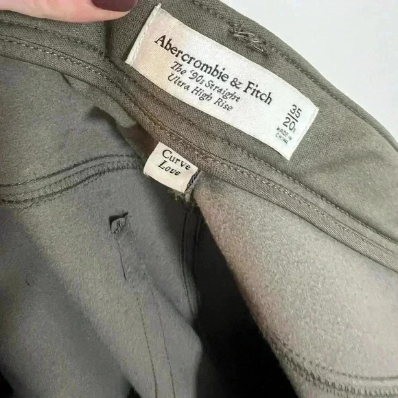 ABERCROMBIE 90s straight ultra high rise vegan leather Size 35 - Picture 4 of 16